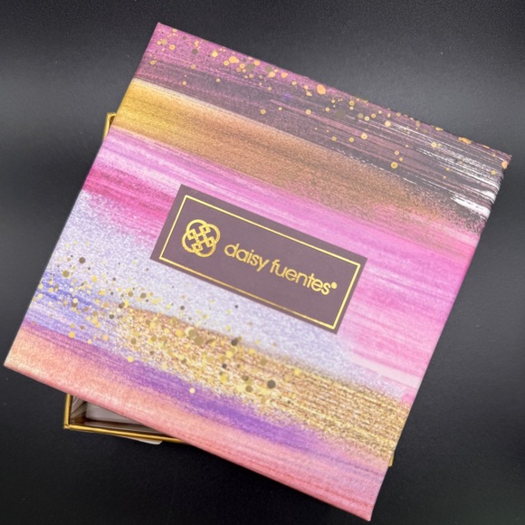 🚨3 for $16🚨 DAISY FUENTES - Boxed Set of Anklets - Picture 3 of 4